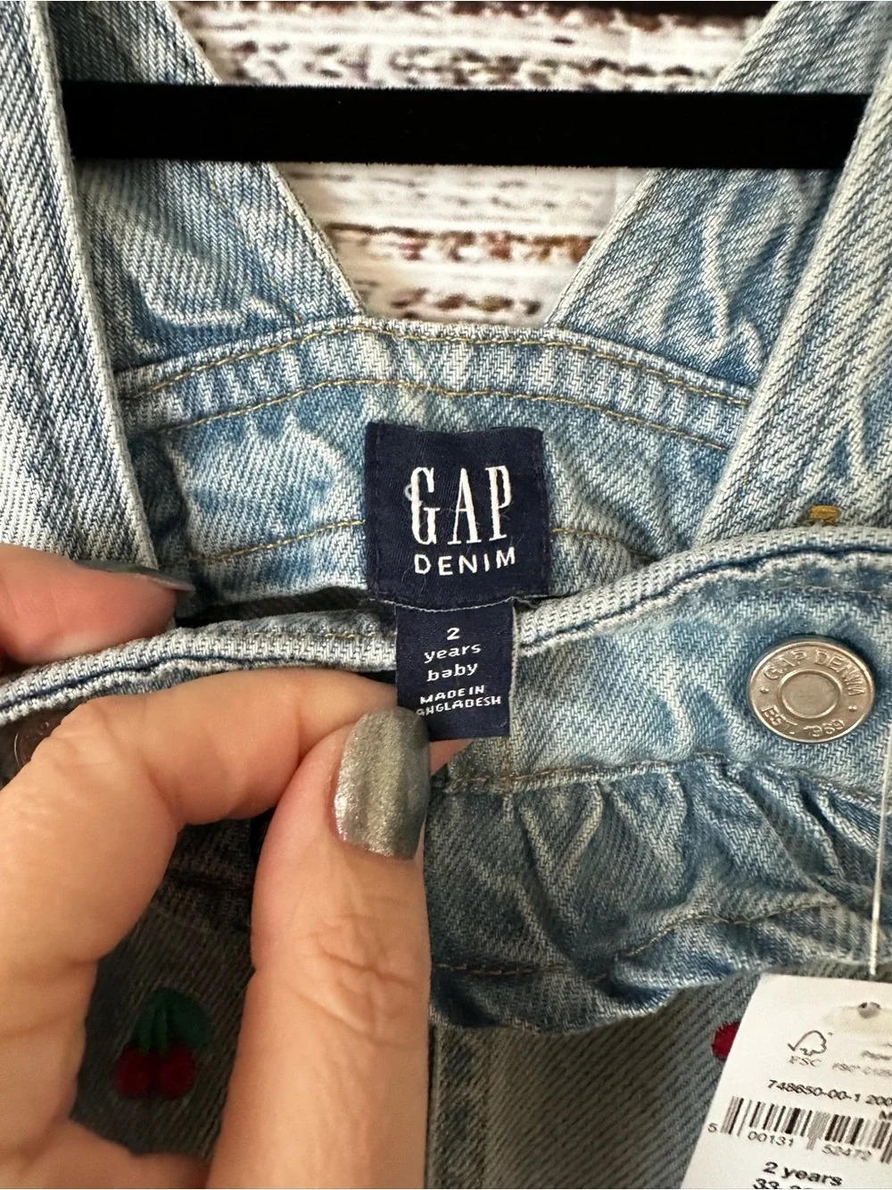 GAP fit featuring dress